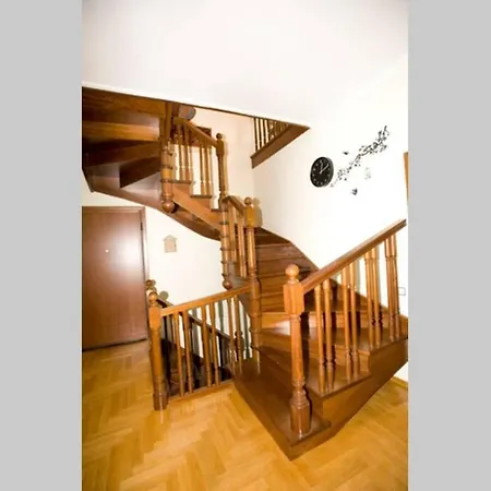 Traditional Macedonian Mansion In Peraia Villa